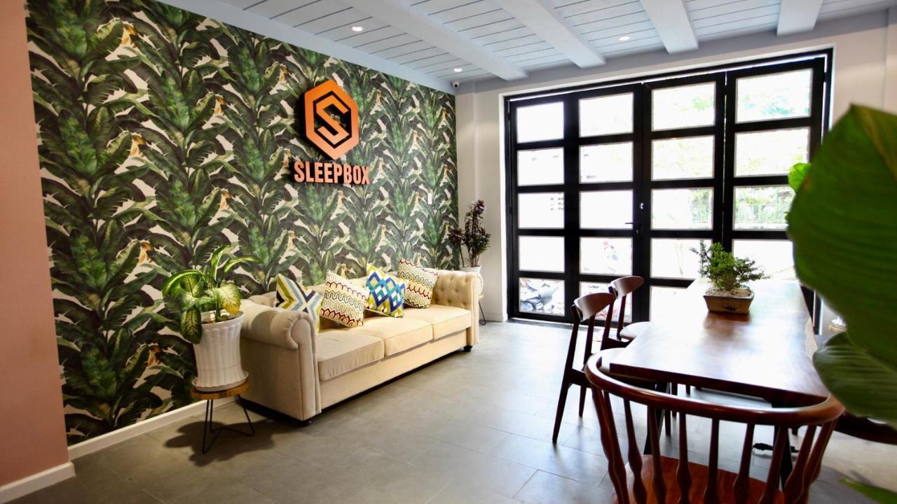 Sleep Box Hostel Duong Dong Exterior foto